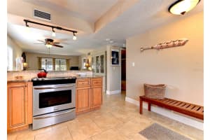 116 Vista Hermosa Cir, Sarasota, FL 34242, Sold 05/02/22