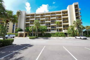 1055 GULF OF MEXICO DR #406, LONGBOAT KEY, FL 34228 Sold 09/02/22