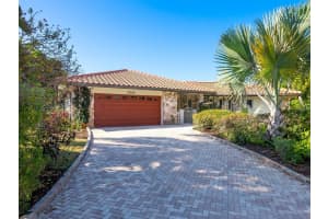 5456 Azure Way, Siesta Key, FL 34242, Sold 04/01/22