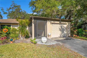 2313 Lark Ln, Sarasota, FL 34231, Sold 03/21/22