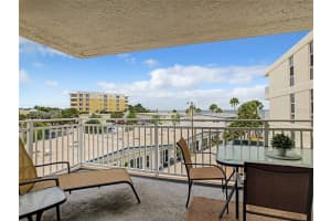 6518 Midnight Pass Rd, Sarasota, FL 34242, Sold 05/09/22