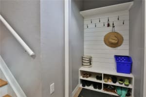 5570 Rosehill Rd, Sarasota, FL 34233, Sold 03/22/22