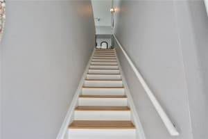 5570 Rosehill Rd, Sarasota, FL 34233, Sold 03/22/22