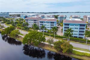 391 Aruba Cir, Bradenton, FL 34209, Sold 05/19/22