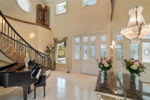 96 S Washington Dr, Sarasota, FL 34236, Sold 06/03/22