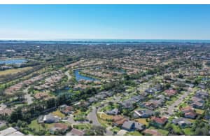 3832 Kingston Blvd, Sarasota, FL 34238, Sold 03/21/22