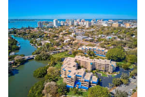 835 S Osprey Ave, Sarasota, FL 34236, Sold 03/18/22