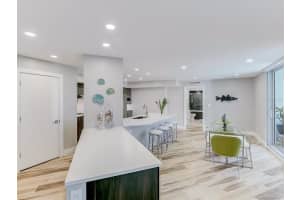 1111 Gulfstream Ave, Sarasota, FL 34236, Sold 03/17/22