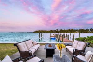 7150 Longboat Dr N, Longboat Key, FL 34228, Sold 03/11/22