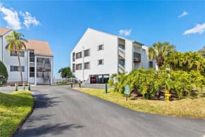 810 Bahia Del Sol Dr, Ruskin, FL 33570, Sold 04/19/22