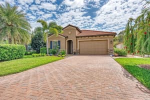 10414 Eastwood Dr, Bradenton, FL 34211, Sold 04/15/22