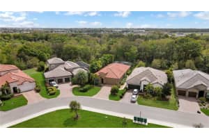 10414 Eastwood Dr, Bradenton, FL 34211, Sold 04/15/22