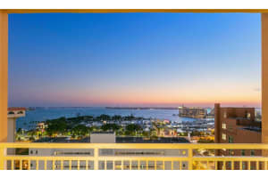 1350 Main St, Sarasota, FL 34236, Sold 04/20/22