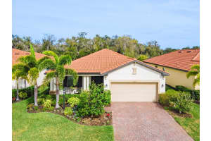 10027 Marbella Dr, Bradenton, FL 34211, Sold 04/01/22