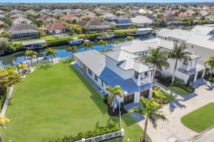 689 REGATTA WAY, BRADENTON, FL 34208 Sold 11/08/22