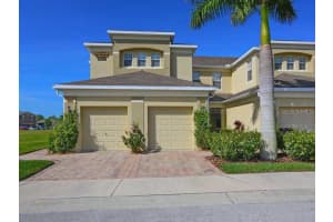 8405 Karpeal Dr, Sarasota, FL 34238, Sold 04/25/22