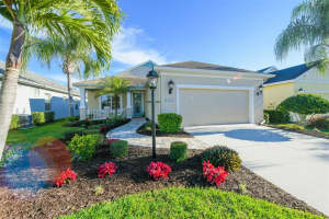 4733 Silvermoss Dr, Sarasota, FL 34243, Sold 04/15/22