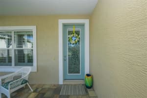 4733 Silvermoss Dr, Sarasota, FL 34243, Sold 04/15/22