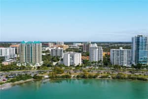435 S Gulfstream Ave, Sarasota, FL 34236, Sold 06/02/22