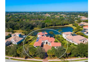 3542 Founders Club Dr, Sarasota, FL 34240, Sold 04/29/22