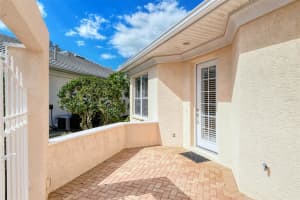 1348 Tearose Pl, Sarasota, FL 34239, Sold 04/08/22