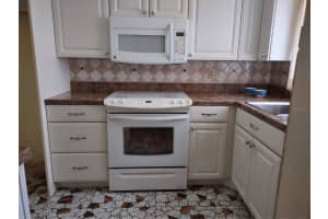 2315 Bayshore Gardens Pkwy, Bradenton, FL 34207, Sold 03/17/22