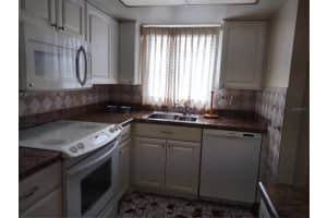 2315 Bayshore Gardens Pkwy, Bradenton, FL 34207, Sold 03/17/22