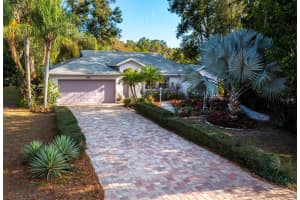 4598 Hamlets Grove Drive, Sarasota, FL 34235, Sold 05/31/22