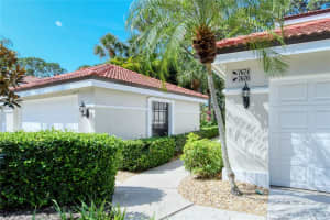 7670 Fairway Woods Dr, Sarasota, FL 34238, Sold 04/08/22