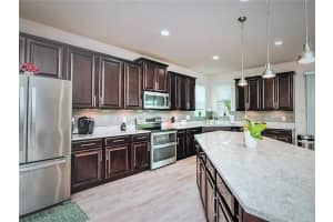 7495 Aguila Dr, Sarasota, FL 34240, Sold 04/13/22