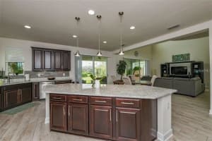 7495 Aguila Dr, Sarasota, FL 34240, Sold 04/13/22