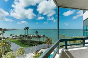 988 Blvd of the Arts, Sarasota, FL 34236, Sold 04/11/22