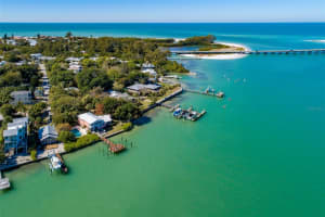 7140 Longboat Dr E, Longboat Key, FL 34228, Sold 04/19/22