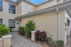 5693 Fossano Dr, Sarasota, FL 34238, Sold 03/25/22
