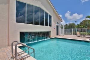 6519 42nd St E, Sarasota, FL 34243, Sold 04/04/22