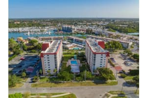 244 St Augustine Ave, Venice, FL 34285, Sold 03/25/22
