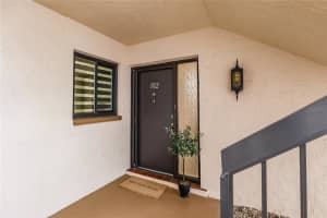 2536 Clubhouse Cir, Sarasota, FL 34232, Sold 03/28/22