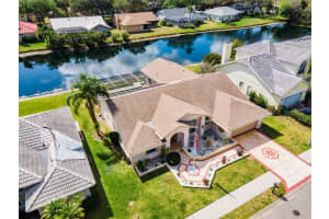 4630 Country Manor Dr, Sarasota, FL 34233, Sold 05/03/22
