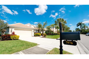 7976 Meadow Rush Loop, Sarasota, FL 34238, Sold 05/02/22