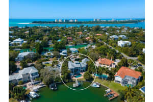 3535 Flamingo Ave, Sarasota, FL 34242, Sold 05/11/22