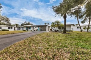 1840 Vera Pl, Sarasota, FL 34235, Sold 04/14/22