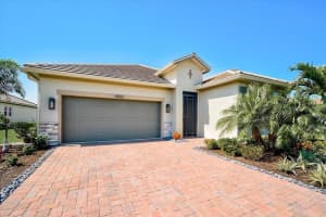 10123 Carnoustie Pl, Bradenton, FL 34211, Sold 04/26/22