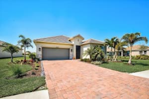 10123 Carnoustie Pl, Bradenton, FL 34211, Sold 04/26/22