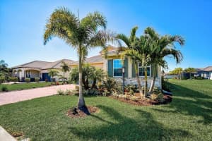 10123 Carnoustie Pl, Bradenton, FL 34211, Sold 04/26/22