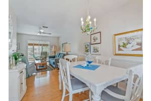 2074 Canal Dr, Bradenton, FL 34207, Sold 04/28/22