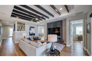 4840 Antrim Dr, Sarasota, FL 34240, Sold 04/27/22