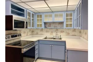 3733 Colby St, Sarasota, FL 34232, Sold 05/09/22