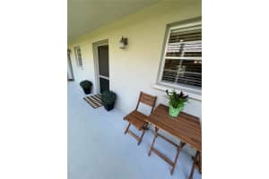 3350 S Osprey Ave, Sarasota, FL 34239, Sold 03/25/22