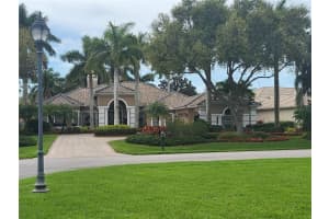 671 Macewen Dr, Osprey, FL 34229, Sold 04/14/22
