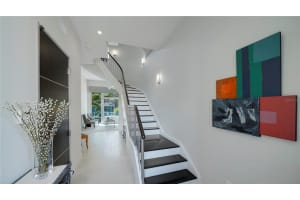 239 Cosmopolitan Ct, Sarasota, FL 34236, Sold 04/29/22